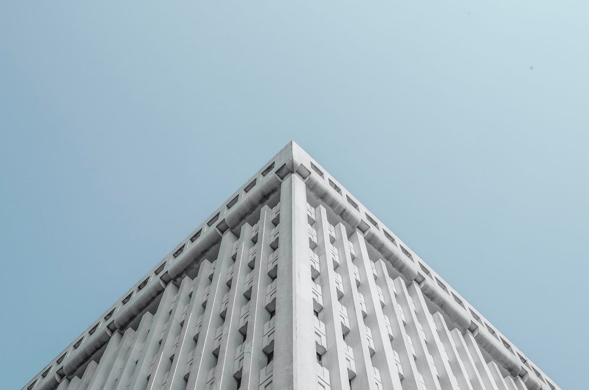 意甲媒体透露：米兰最近战绩不佳，主教练阿莱格里可能再次尝试433阵型